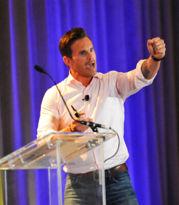 Speaker at convention in Dallas-Ft Worth