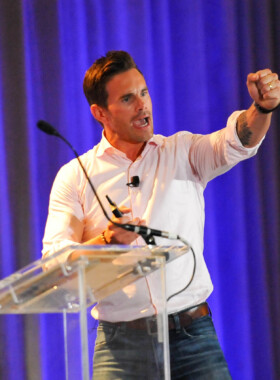 Speaker at convention in Dallas-Ft Worth